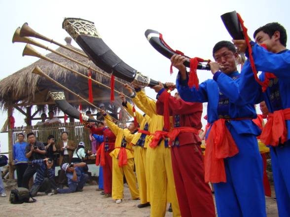 仡佬族祭天朝祖祭祀大典号角齐鸣 仡佬族祭天朝祖祭祀大典号角齐鸣