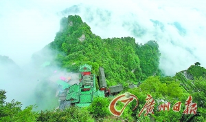 武当山不仅有美景,还有美食和野山珍。 武当山不仅有美景,还有美食和野山珍。