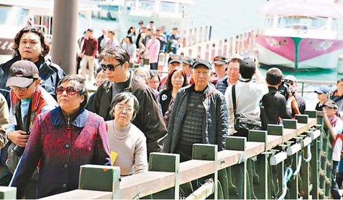 陆客人数持续减少台当局拿3亿补贴民众岛内旅游