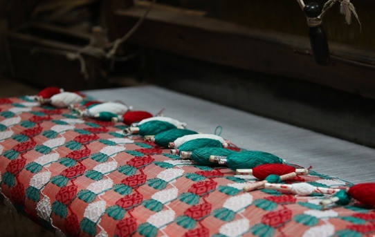 SH1811182手工纺织裴小阁产业市场非遗文化传承发展.jpg